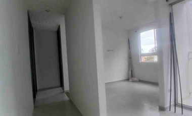 Área  alquila apartamento de 2 habitaciones mas estudio en sexto piso torre E.