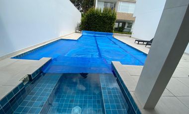 LINDA CASA DE VENTA POR HILACRIL TUMBACO!!  POR ESTRENAR!!