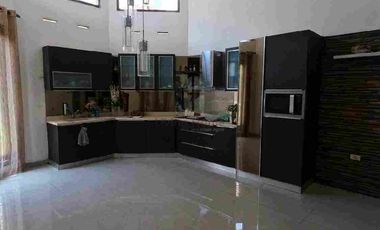 Dijual rumah bandung tempo dulu kota baru Parahyangan jarang ada