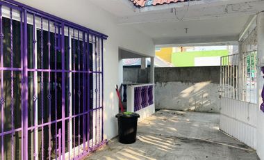 Casa Venta Amplio jardín cerca de playa Col Luis Echeverria Boca del Río