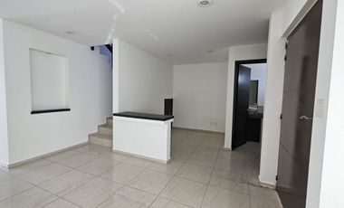 “Casa en renta en El Mirador | $16,500 incluye mtto y agua”