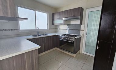 “Casa en renta en El Mirador | $16,500 incluye mtto y agua”