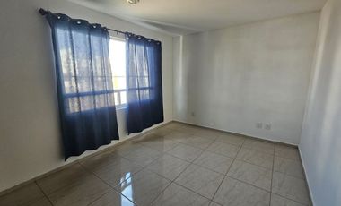 “Casa en renta en El Mirador | $16,500 incluye mtto y agua”