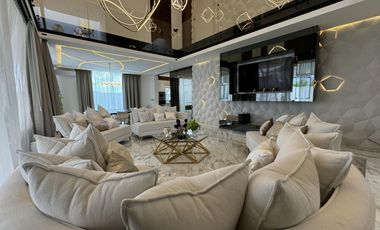 CASA EN RENTA EN EL MOLINO RESIDENCIAL & GOLF LEÓN, GTO ZONA NORTE.CON DOBLE ALTURA EN SALA.