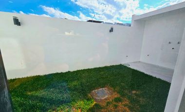 Renta casa en Coto Pontevedra en Capital Norte Zapopan
