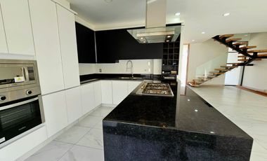 Renta casa en Coto Pontevedra en Capital Norte Zapopan