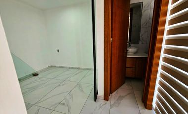 Renta casa en Coto Pontevedra en Capital Norte Zapopan