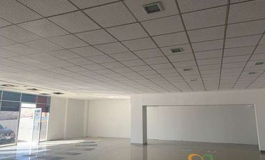 PLAZA LOS NOGALES LOCAL COMERCIAL DENTRO DE LA PLAZA, HABILITADO Y CON ESTACIONAMIENTO