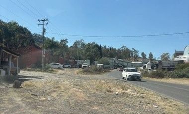 LOCAL COMERCIAL SALIDA MIL CUMBRES MORELIA, A ESCASOS METROS DEL CAMPO DE TIRO