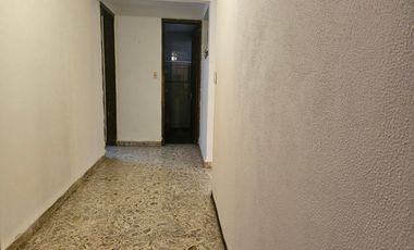 RENTO CASA EN LAS ARBOLEDAS, AMPLIA, IDEAL PARA FAMILIA GRANDE U OFICINA