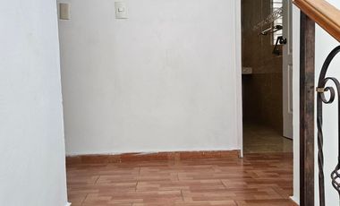RENTO CASA EN LAS ARBOLEDAS, AMPLIA, IDEAL PARA FAMILIA GRANDE U OFICINA
