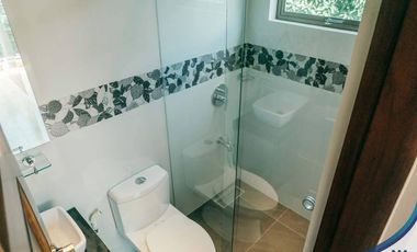 For Rent/Lease: Modern Semi-Furnished 5 Bedrooms House and Lot in Ayala West Grove,Silang