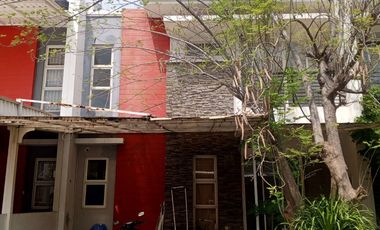 DISEWA RUMAH GOLFLAKE VICTORIA HILLS MURAH