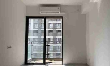 dijual apartement bagus 2 kamar tidur lokasi strategis di sky House alam Sutr