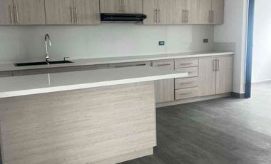 hermosos departamentos en venta a estrenar sector yanuncay misicata baños