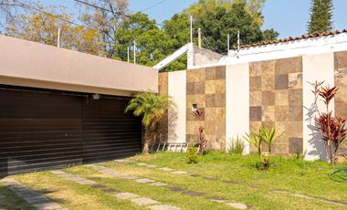 Amplia casa en renta en Villas de Irapuato