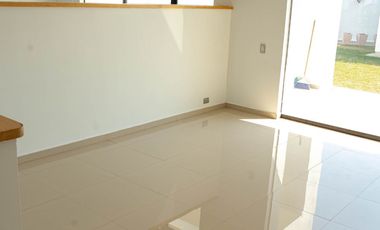 Amplia casa en renta en Villas de Irapuato