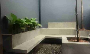 dijual rumah bagus 2 lantai 3 kamar tidur  lokasi strategis di nusaloka bsd