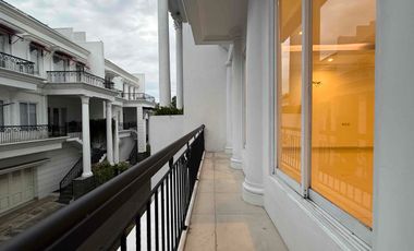 Rumah Eksklusif 4 Lantai Rooftop di Kawasan Prestisius Cilandak, Jakarta Selatan.