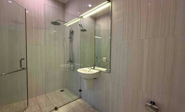 Rumah Eksklusif 4 Lantai Rooftop di Kawasan Prestisius Cilandak, Jakarta Selatan.