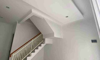 Rumah dijual Cluster tinggal 1 unit di Sekitar Cirendeu Tangsel