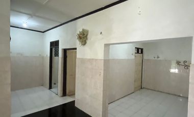 Dijual Rumah Sederhana Murah Full Bangunan di Pandeyan Tasikmadu