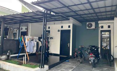 Rumah Dijual di Siap Huni Di Kawasan Asri, Tanah Luas di Pamulang, Tangerang Selatan