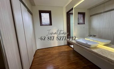 Dijual Rumah 2 Lantai dengan Basement di Kebo Iwa Denpasar Barat Bali - HSAD