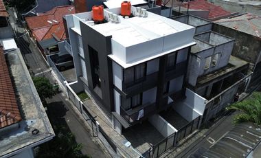 Selling House 3 Floor & Fully Furnished South Jakarta via Auction