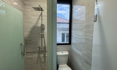 Selling House 3 Floor & Fully Furnished South Jakarta via Auction