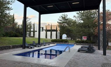 🏡 *HERMOSA CASA EN RENTA – CAMPIÑA, ZONA NORTE*
📍 Dentro de clúster privado con amenidades