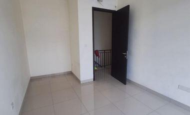 DISEWA RUMAH GREEN VILLAGE MURAH