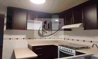 Preciosa casa con 4 recámaras en Jardines de San Mateo, Naucalpan