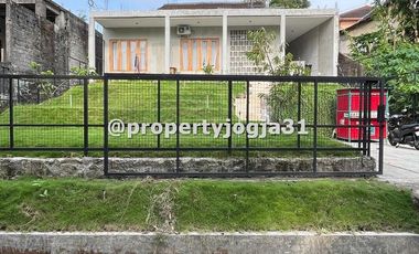 Exclusive Kost 5 Kamar Dekat Amplaz Full Penghuni