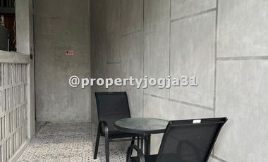 Exclusive Kost 5 Kamar Dekat Amplaz Full Penghuni