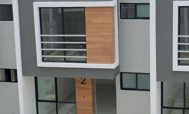 Venta de Casa Nueva con Roof Garden y Recámara en Planta Baja – Zona 11 Sur, Atrás de Aurrerá