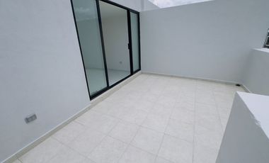 Venta de Casa Nueva con Roof Garden y Recámara en Planta Baja – Zona 11 Sur, Atrás de Aurrerá