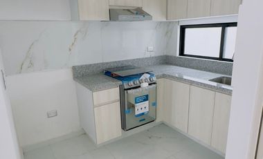 Venta de Casa Nueva con Roof Garden y Recámara en Planta Baja – Zona 11 Sur, Atrás de Aurrerá
