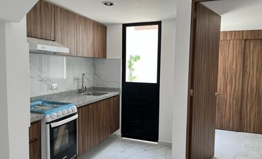 Venta de Casa Nueva con Roof Garden y Recámara en Planta Baja – Zona 11 Sur, Atrás de Aurrerá