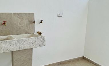 Venta de Casa Nueva con Roof Garden y Recámara en Planta Baja – Zona 11 Sur, Atrás de Aurrerá