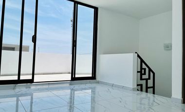 Venta de Casa Nueva con Roof Garden y Recámara en Planta Baja – Zona 11 Sur, Atrás de Aurrerá