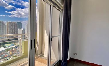 Modern 4 Bedroom Loft Brio Towers Condo For Sale Makati