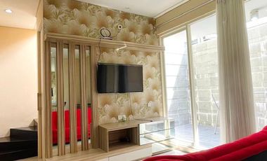 SEWAKAN PELICAN HILL , 2 LT MINIMALIS SIAP HUNI , FULL FURNISH BAGUS DI CITRALAND SURABAYA