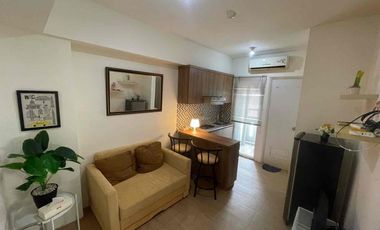 Jual Apartemen Green Pramuka Square Tower Pino Lt 26 Hadap Kolam Renang Furnish