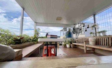 Rukan 4.5 Lantai + Rooftop di Green Lake City