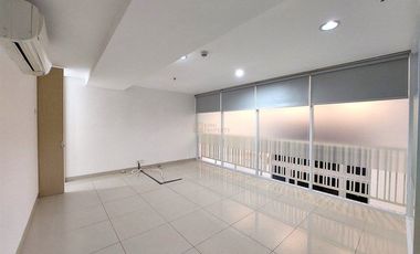 Terkoneksi Langsung ke Mall Central Park 2, Disewakan Neo Soho Residences Ebony 123M 2 Lantai Furnished Rapi bisa untuk Kantor Maupun Hunian Tinggal