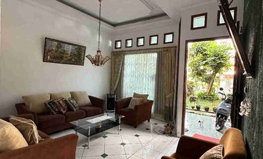 Dijual cepat dan murah, Rumah 2 lantai siap huni di Perumahan Bukit Permai cibubur-jakarta Timur