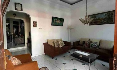 Dijual cepat dan murah, Rumah 2 lantai siap huni di Perumahan Bukit Permai cibubur-jakarta Timur