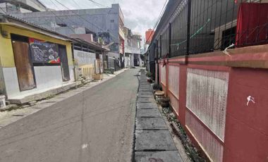Rumah lama uk 14x14 dekat binus syahdan jakarta barat