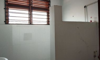 GUDANG PONDOK PINANG EX BENGKEL LOKASI STRATEGIS DEKAT PONDOK INDAH